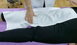 按摩腰部的手法视频,跟随手法视频轻松按摩